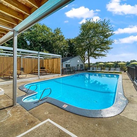 Holiday Hill Resort Saugatuck Ngoại thất bức ảnh