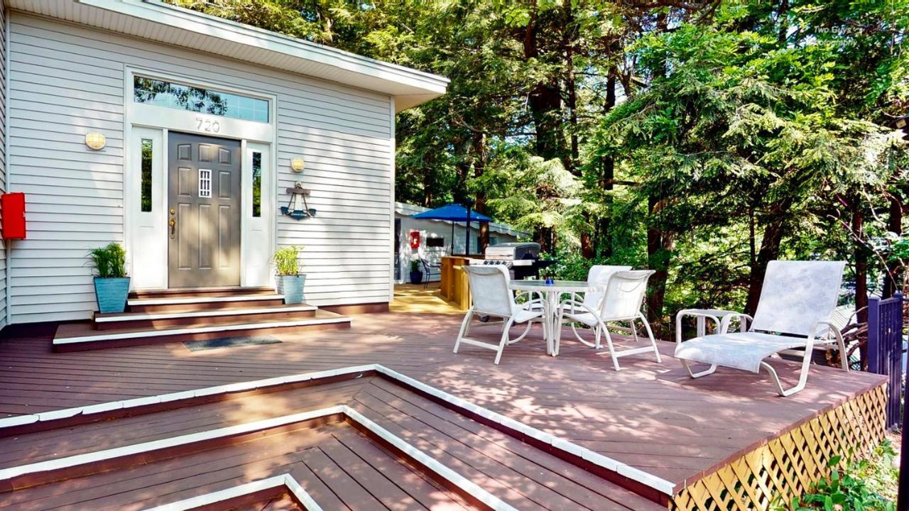 Holiday Hill Resort Saugatuck Ngoại thất bức ảnh