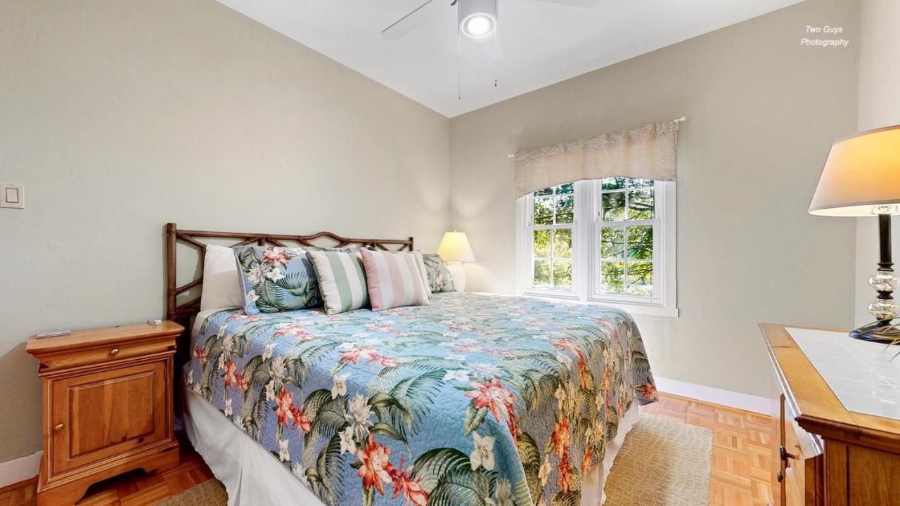 Holiday Hill Resort Saugatuck Ngoại thất bức ảnh