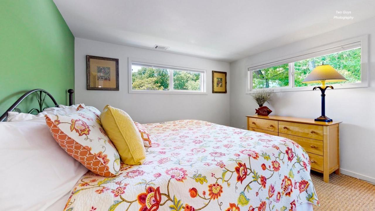 Holiday Hill Resort Saugatuck Ngoại thất bức ảnh