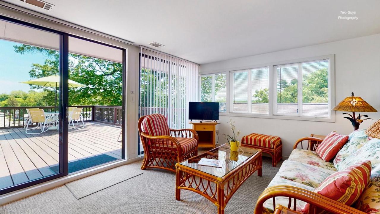 Holiday Hill Resort Saugatuck Ngoại thất bức ảnh