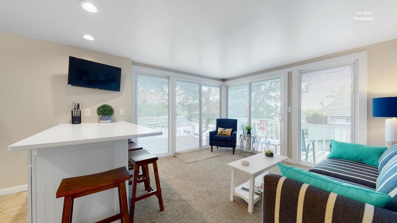 Holiday Hill Resort Saugatuck Ngoại thất bức ảnh